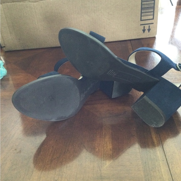 Style & Co Navy Blue Suede Pumps Size 6M - Picture 3 of 3